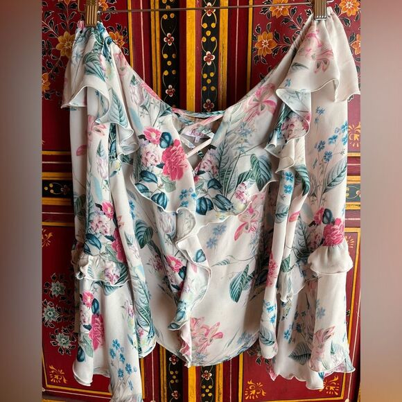 Parker floral 100% silk off shoulder top, flutter sleeves, ruffle neckli… - Picture 4 of 10